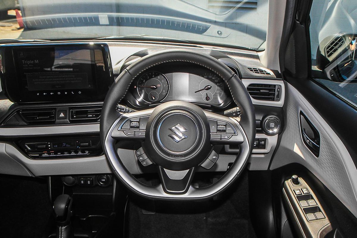 2024 Suzuki Swift Hybrid Plus UZ