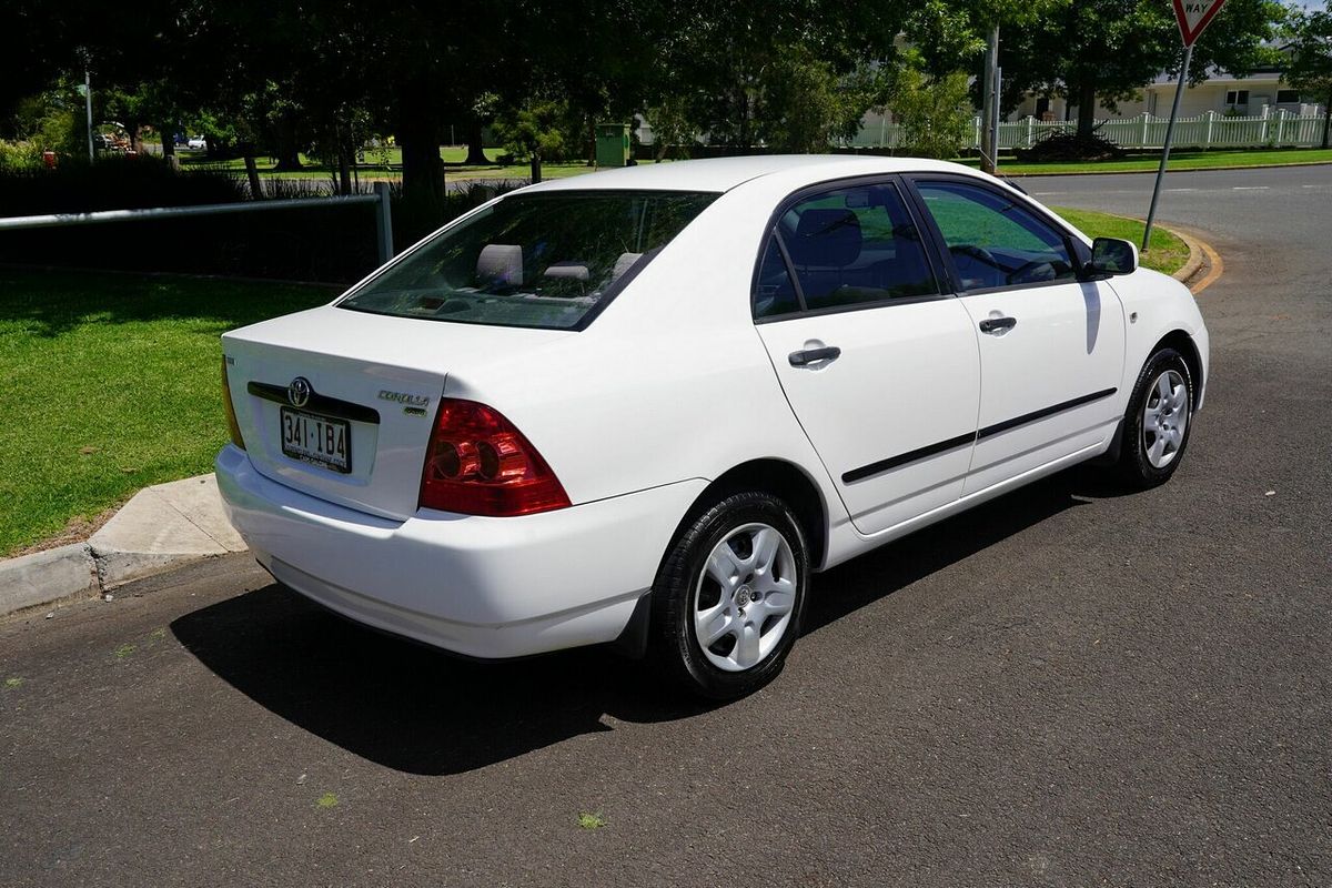 2004 Toyota Corolla Ascent ZZE122R