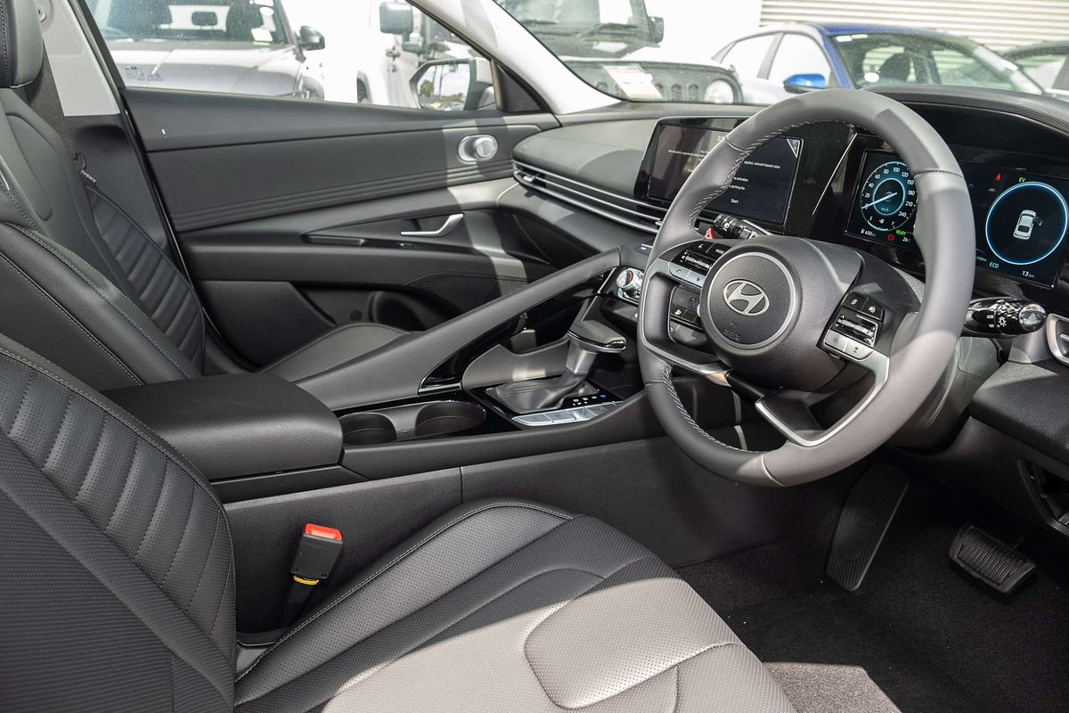 2024 Hyundai i30 Elite Hybrid CN7.V2