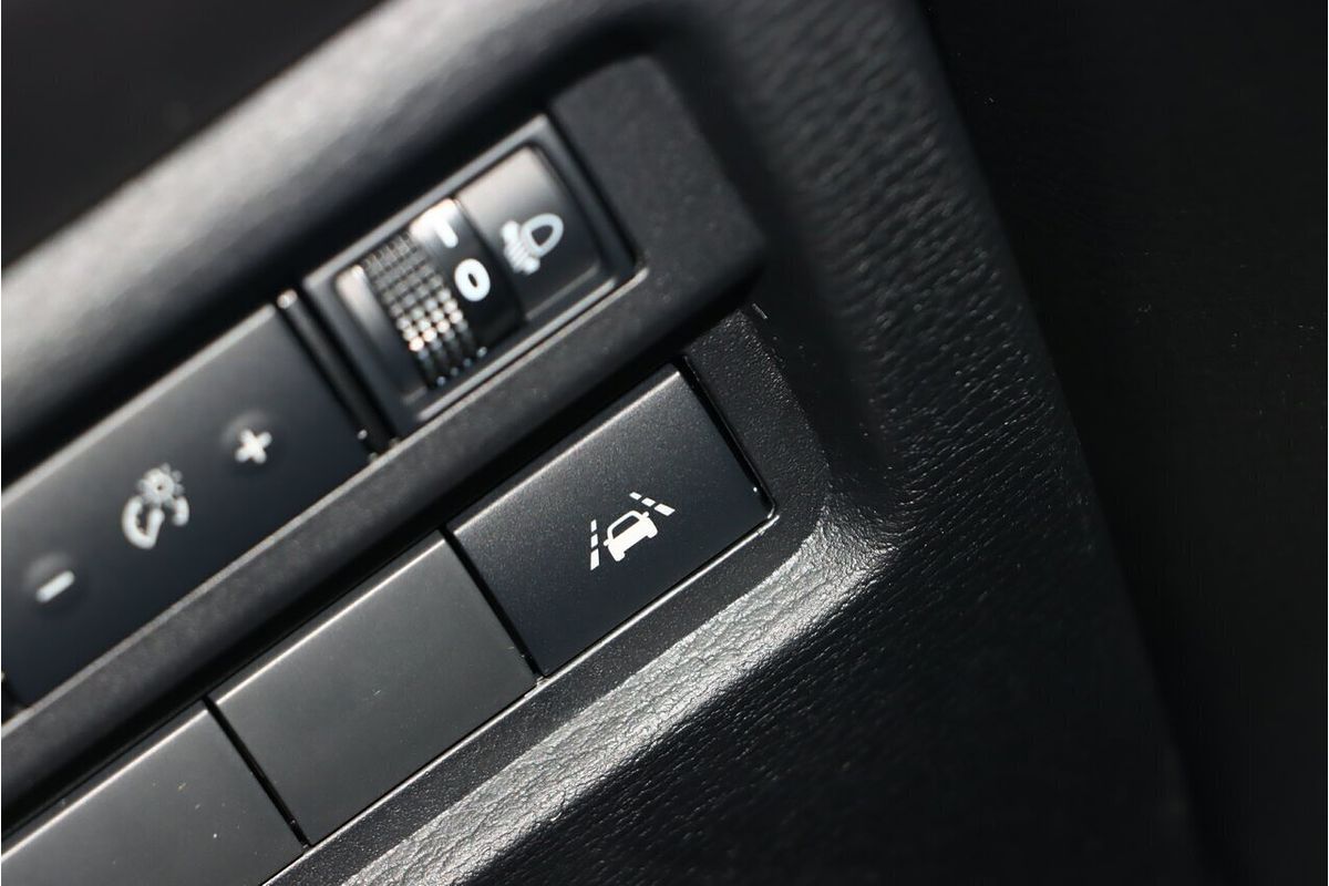 2024 Mitsubishi Outlander ES ZM