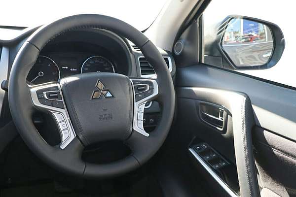 2024 Mitsubishi Pajero Sport GLS QG
