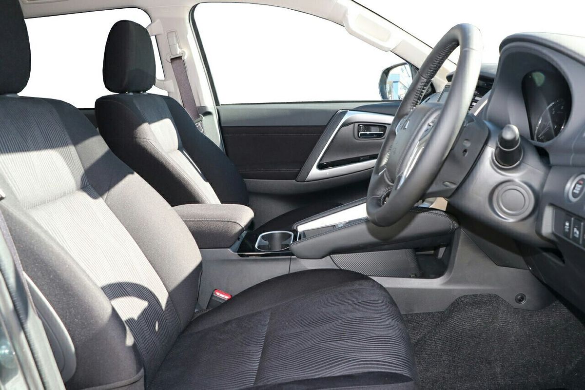 2024 Mitsubishi Pajero Sport GLS QG
