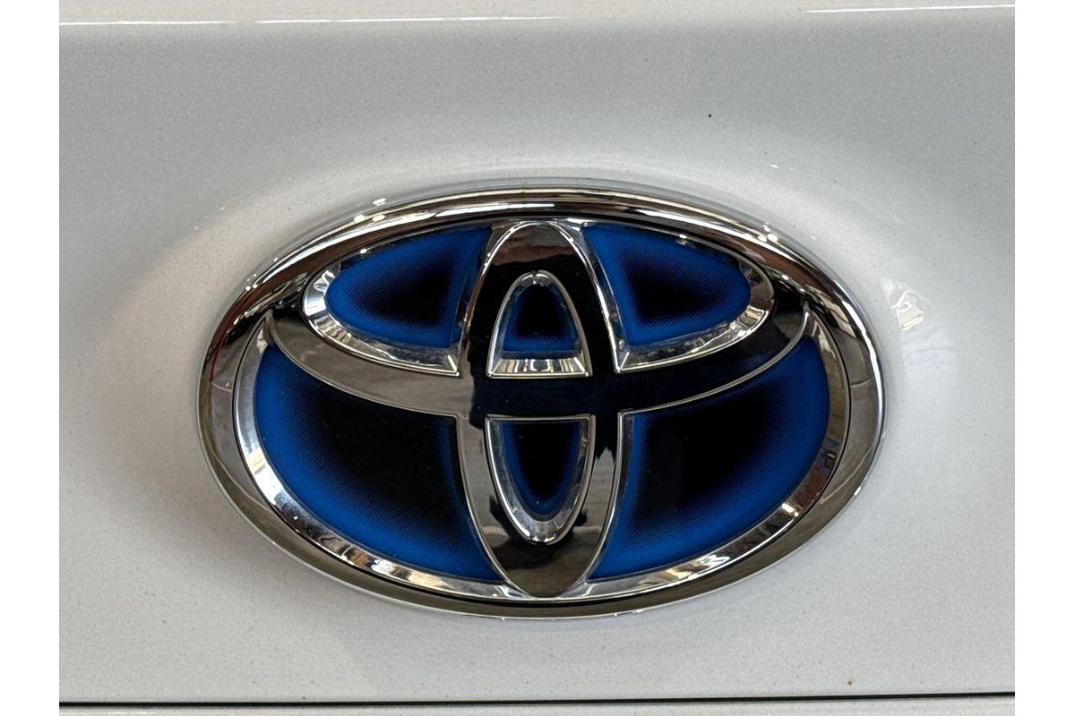 2019 Toyota Camry Ascent AXVH71R