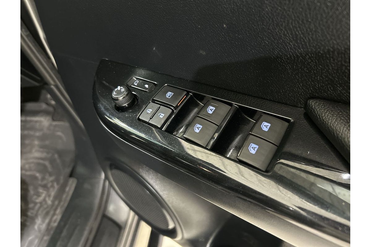 2019 Toyota Hilux Rugged X GUN126R 4X4