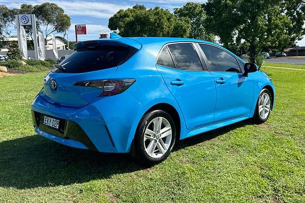 2018 Toyota Corolla Ascent Sport MZEA12R