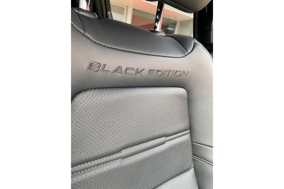 2023 Honda CR-V Black Edition RW