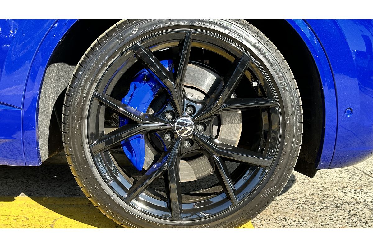 2024 Volkswagen Touareg R RC