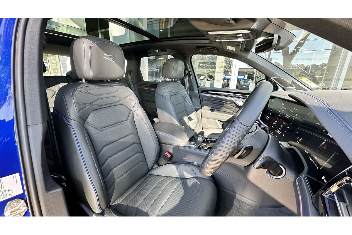 2024 Volkswagen Touareg R RC