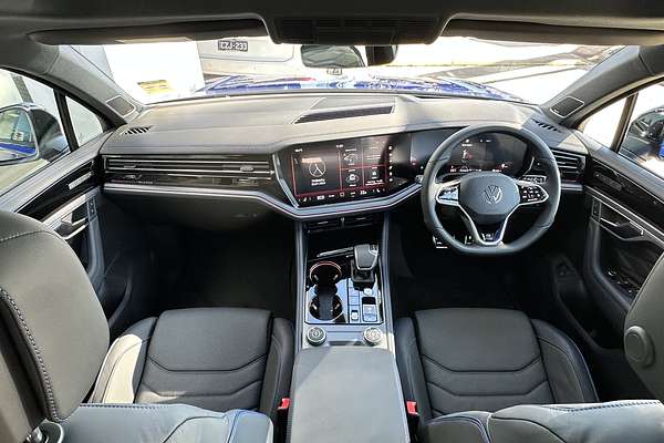 2024 Volkswagen Touareg R RC