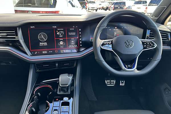2024 Volkswagen Touareg R RC