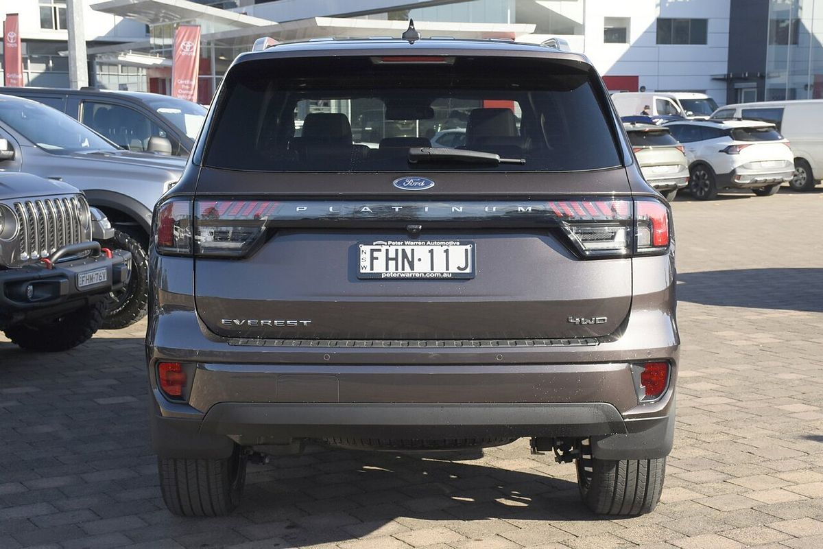 2022 Ford Everest Platinum