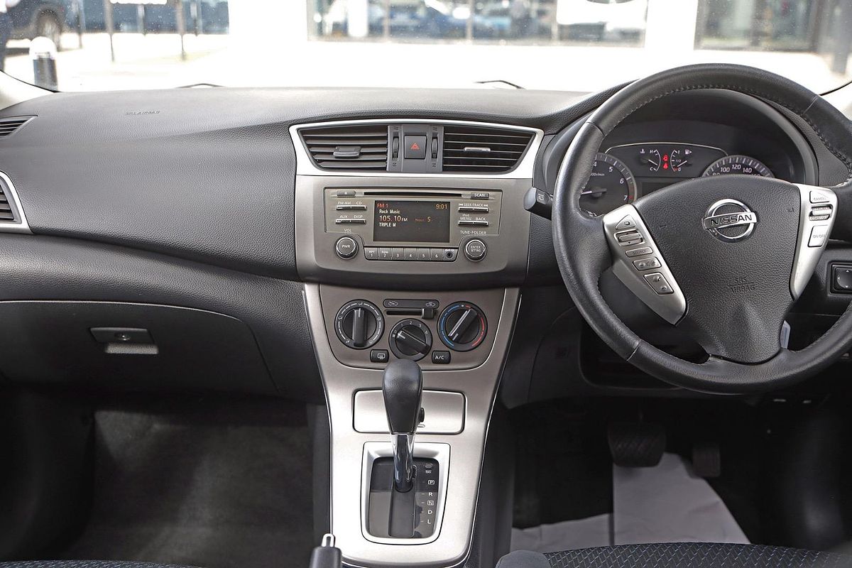 2013 Nissan Pulsar ST-L C12