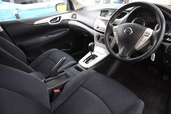 2013 Nissan Pulsar ST-L C12