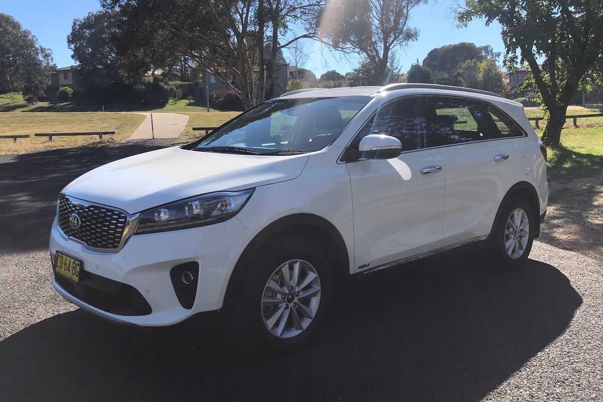 2017 Kia SORENTO Si UM