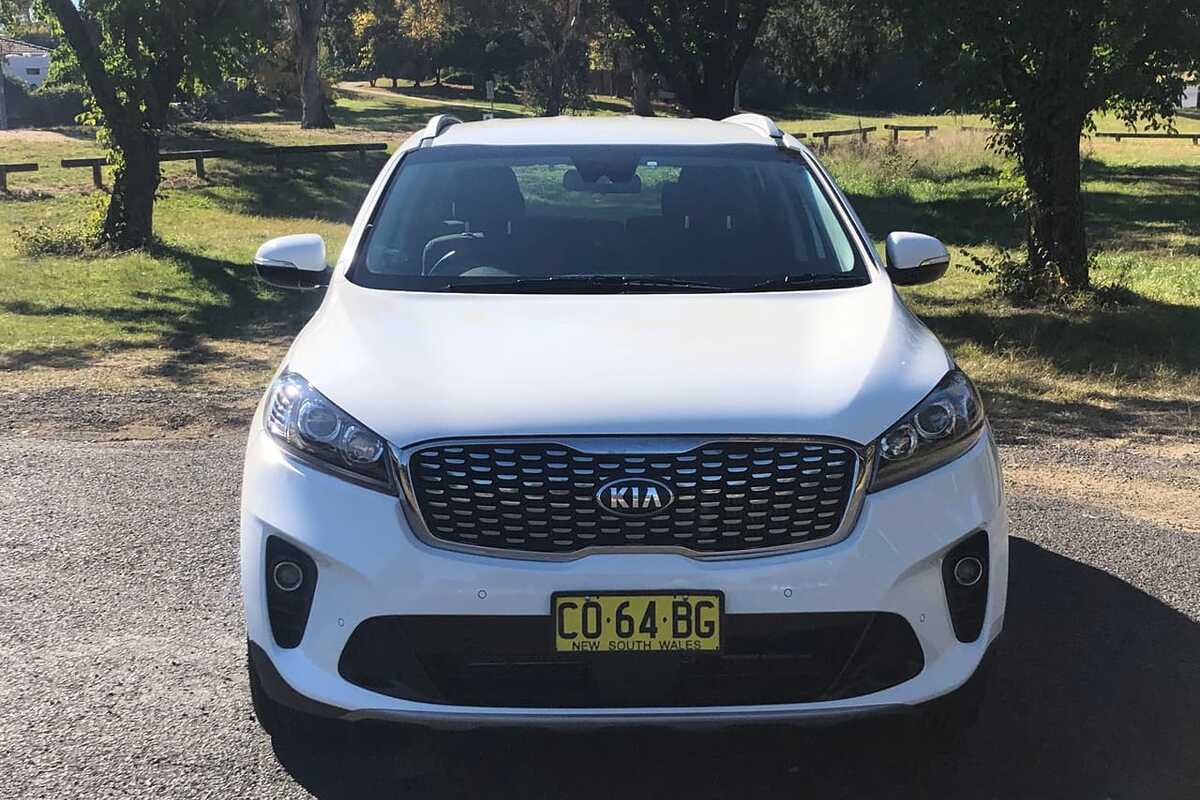 2017 Kia SORENTO Si UM