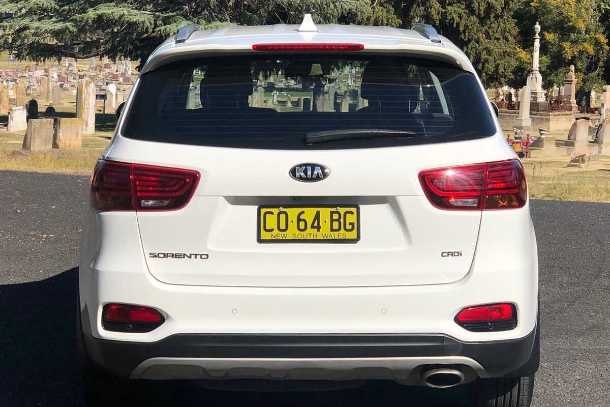 2017 Kia SORENTO Si UM