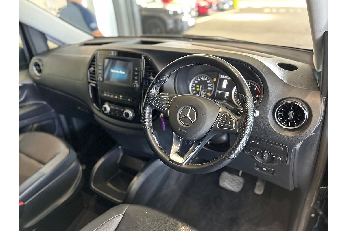2021 Mercedes-Benz Valente 116CDI 447