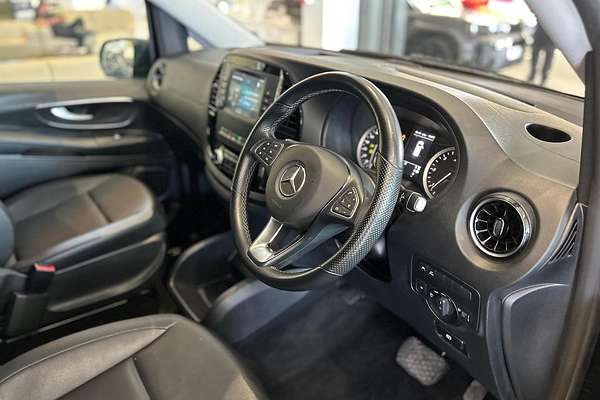 2021 Mercedes-Benz Valente 116CDI 447