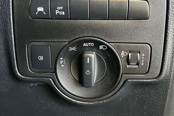 2021 Mercedes-Benz Valente 116CDI 447