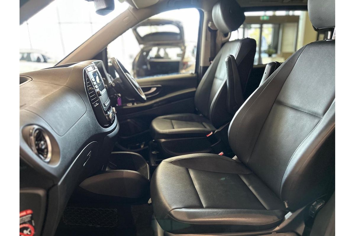 2021 Mercedes-Benz Valente 116CDI 447