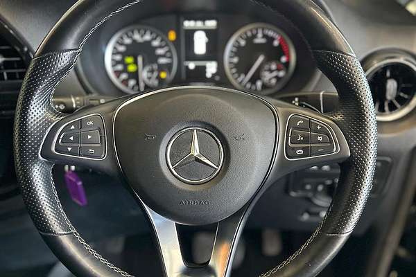 2021 Mercedes-Benz Valente 116CDI 447