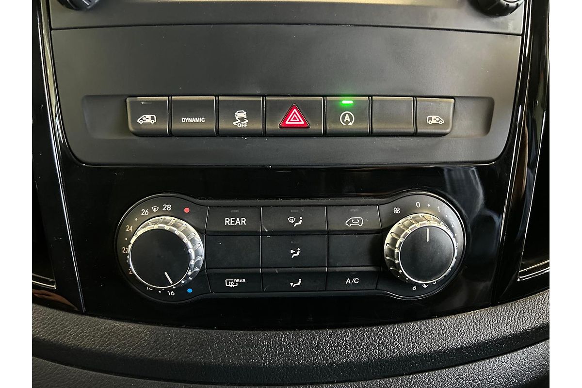 2021 Mercedes-Benz Valente 116CDI 447