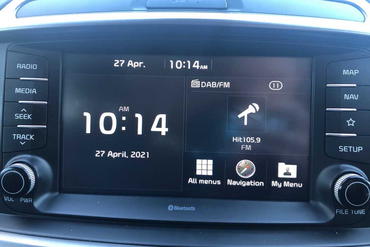2017 Kia SORENTO Si UM