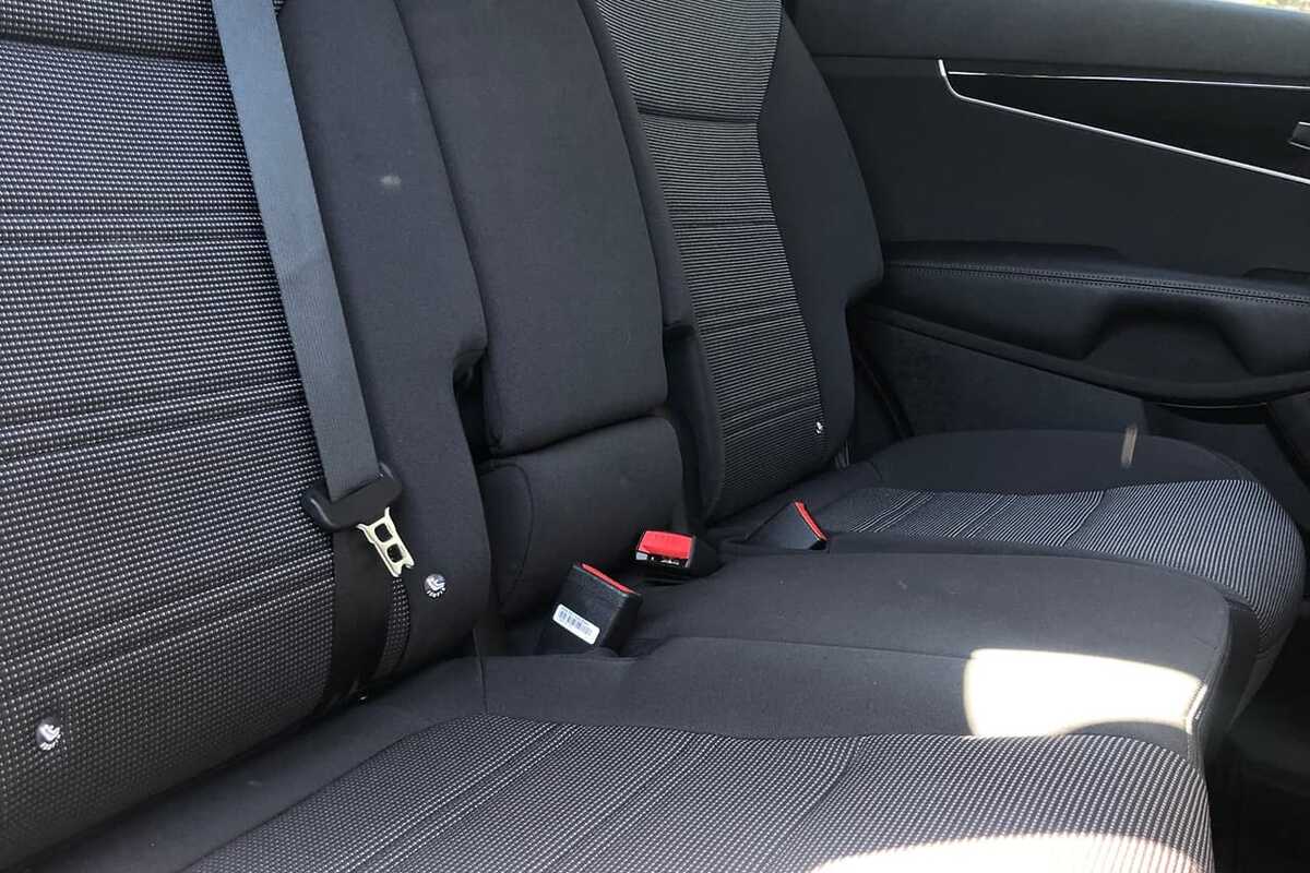 2017 Kia SORENTO Si UM