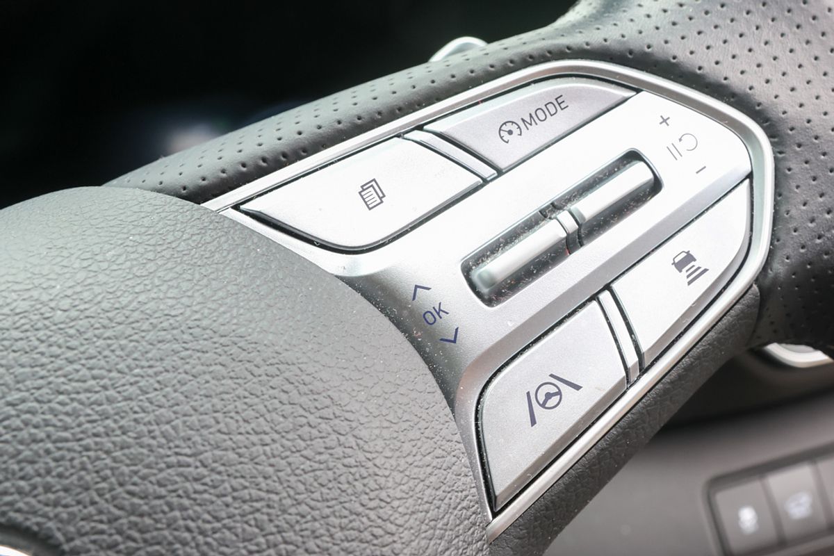 2022 Hyundai Santa Fe Hybrid Highlander TM.V4