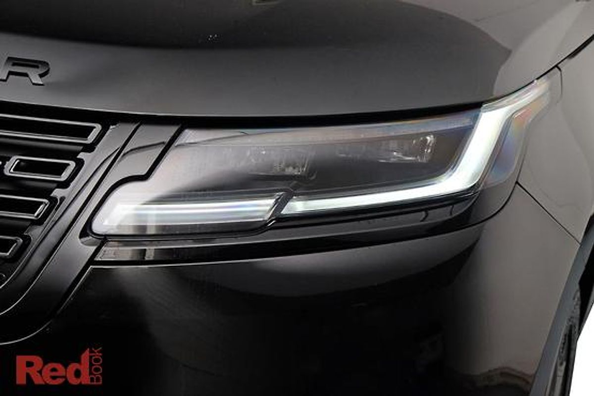 2024 Land Rover Range Rover Velar P250 Dynamic SE L560