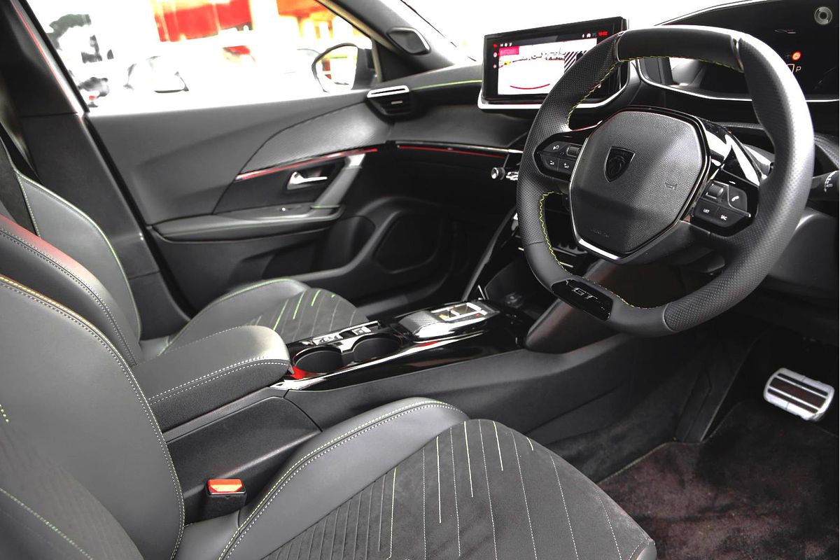 2024 Peugeot 2008 GT P24
