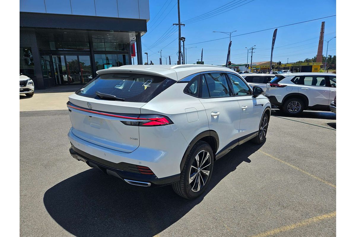 2024 MG HS Excite AS33