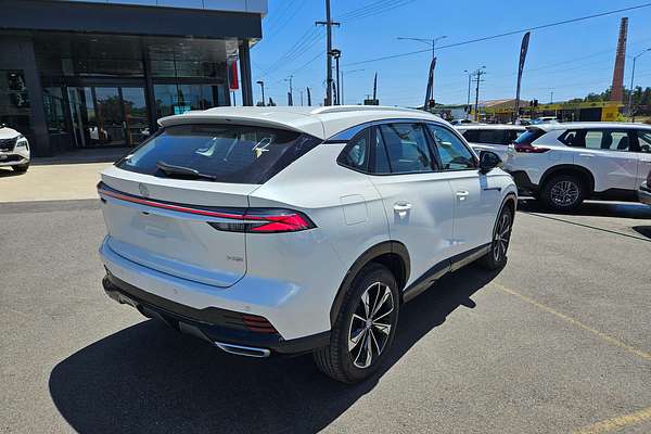 2024 MG HS Excite AS33