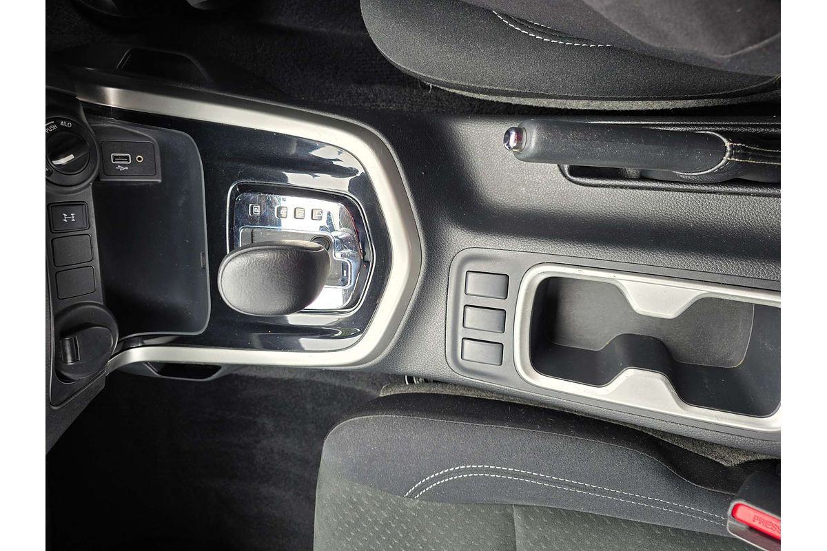 2020 Nissan Navara ST D23 Series 4 4X4