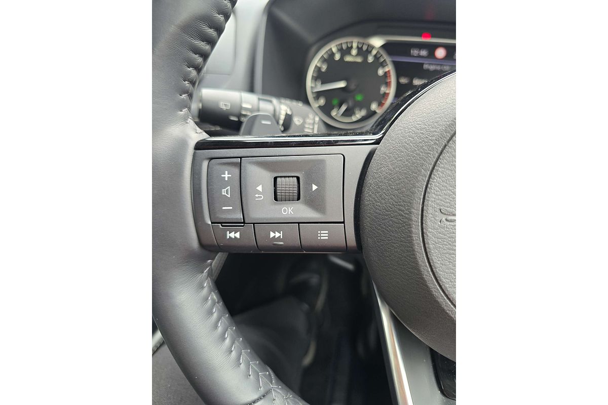 2023 Nissan X-TRAIL ST-L T33