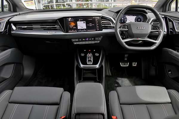 2024 Audi Q4 e-tron 55 F4