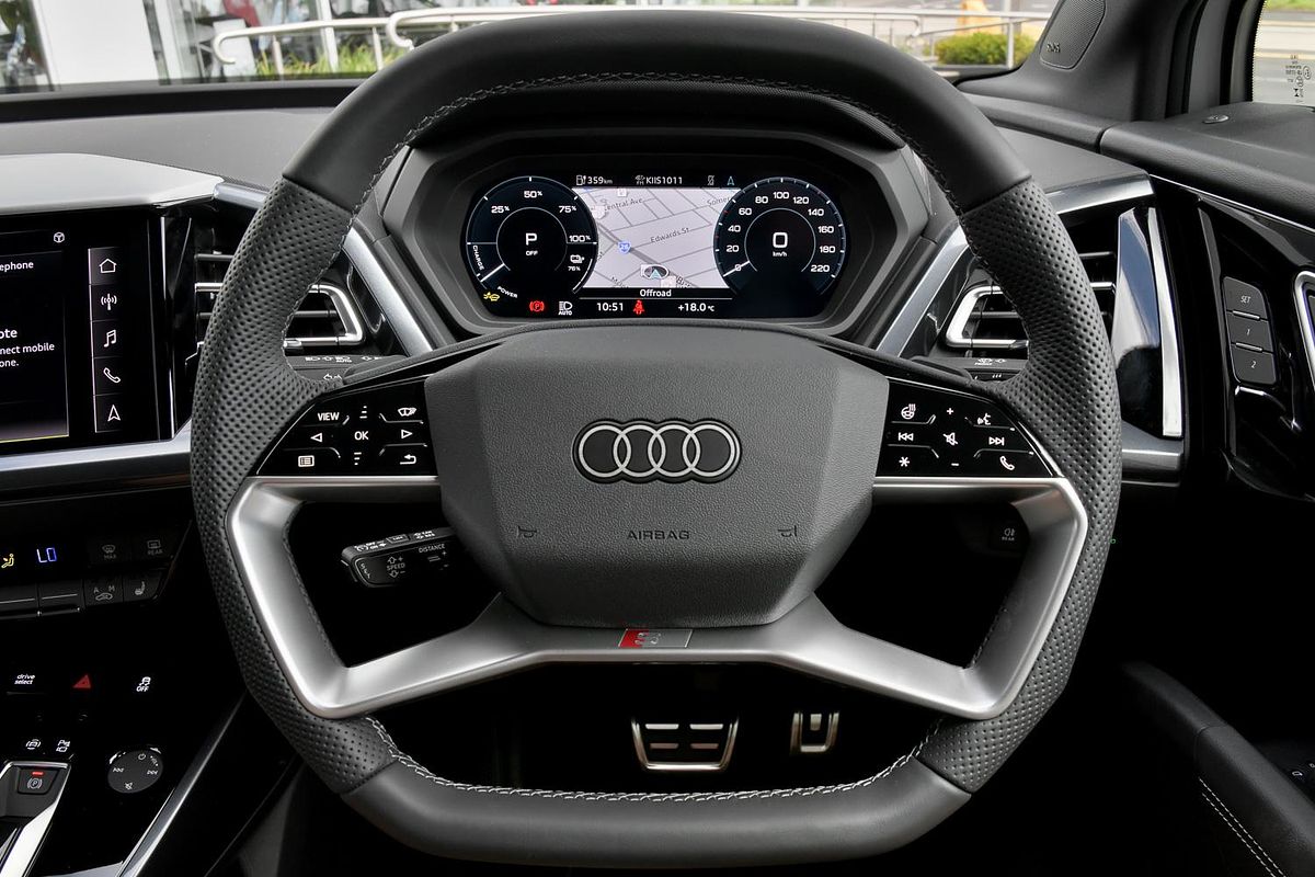 2024 Audi Q4 e-tron 55 F4