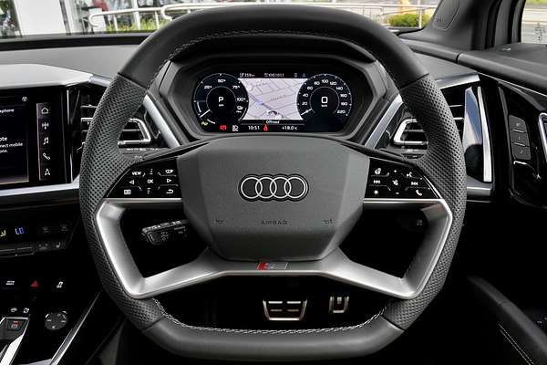 2024 Audi Q4 e-tron 55 F4