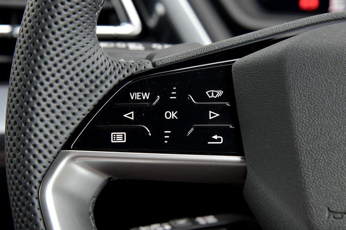 2024 Audi Q4 e-tron 55 F4