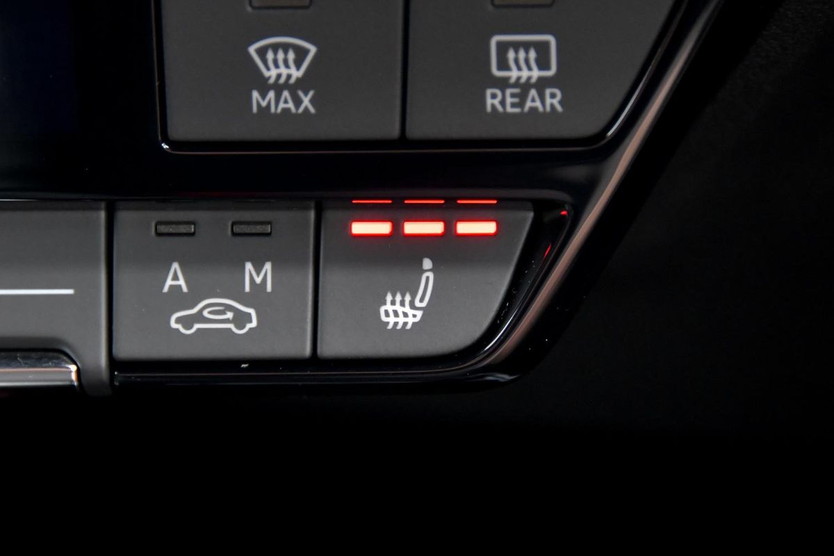 2024 Audi Q4 e-tron 55 F4
