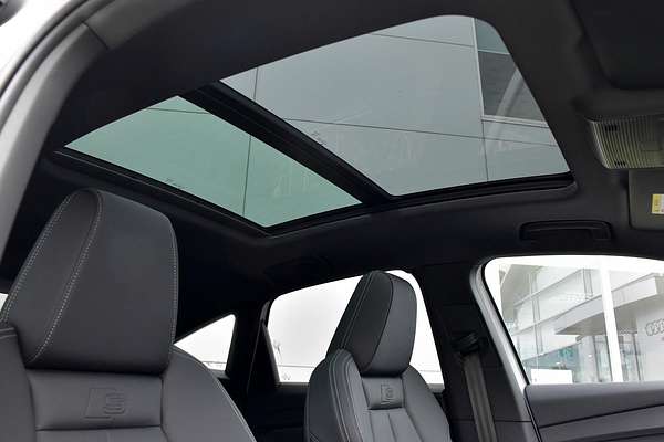 2024 Audi Q4 e-tron 55 F4