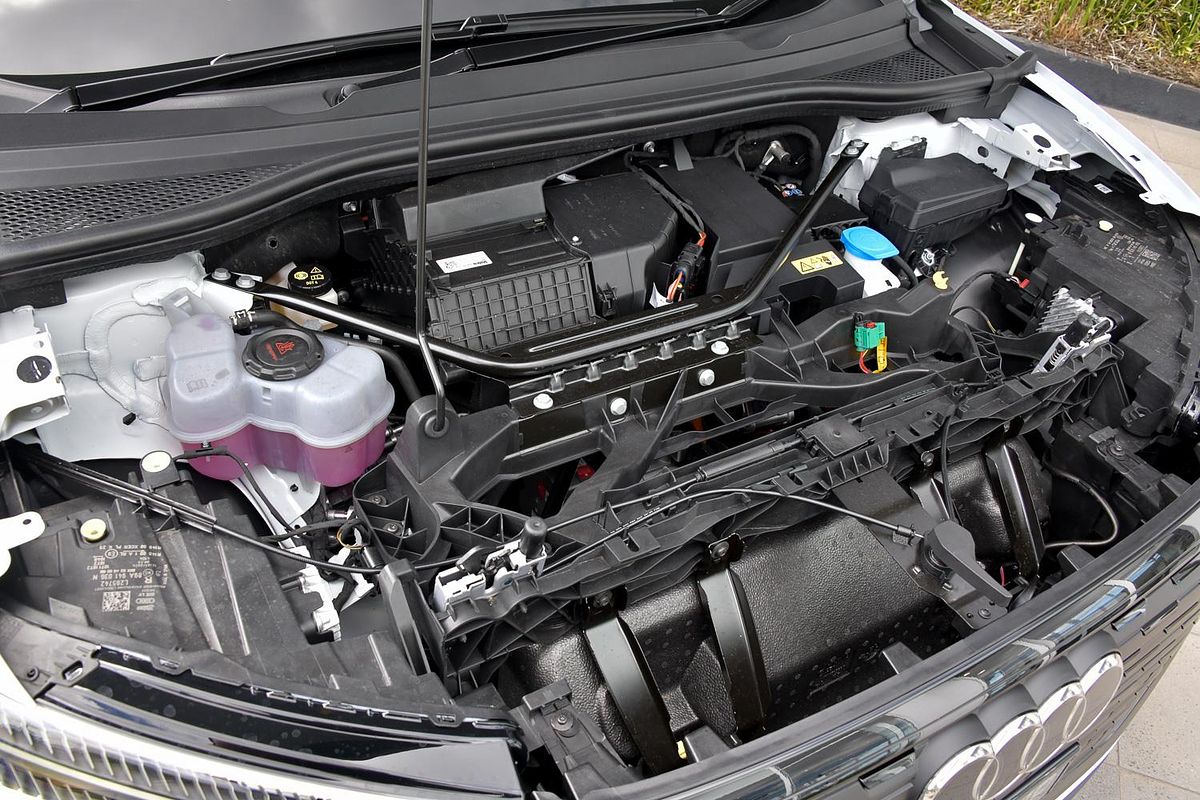 2024 Audi Q4 e-tron 55 F4