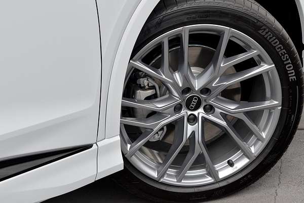 2024 Audi Q4 e-tron 55 F4
