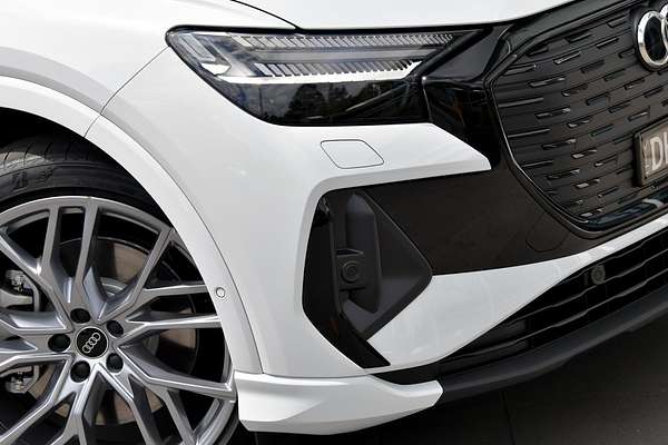 2024 Audi Q4 e-tron 55 F4
