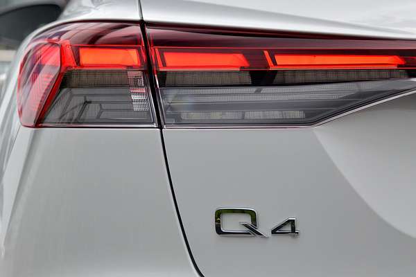 2024 Audi Q4 e-tron 55 F4