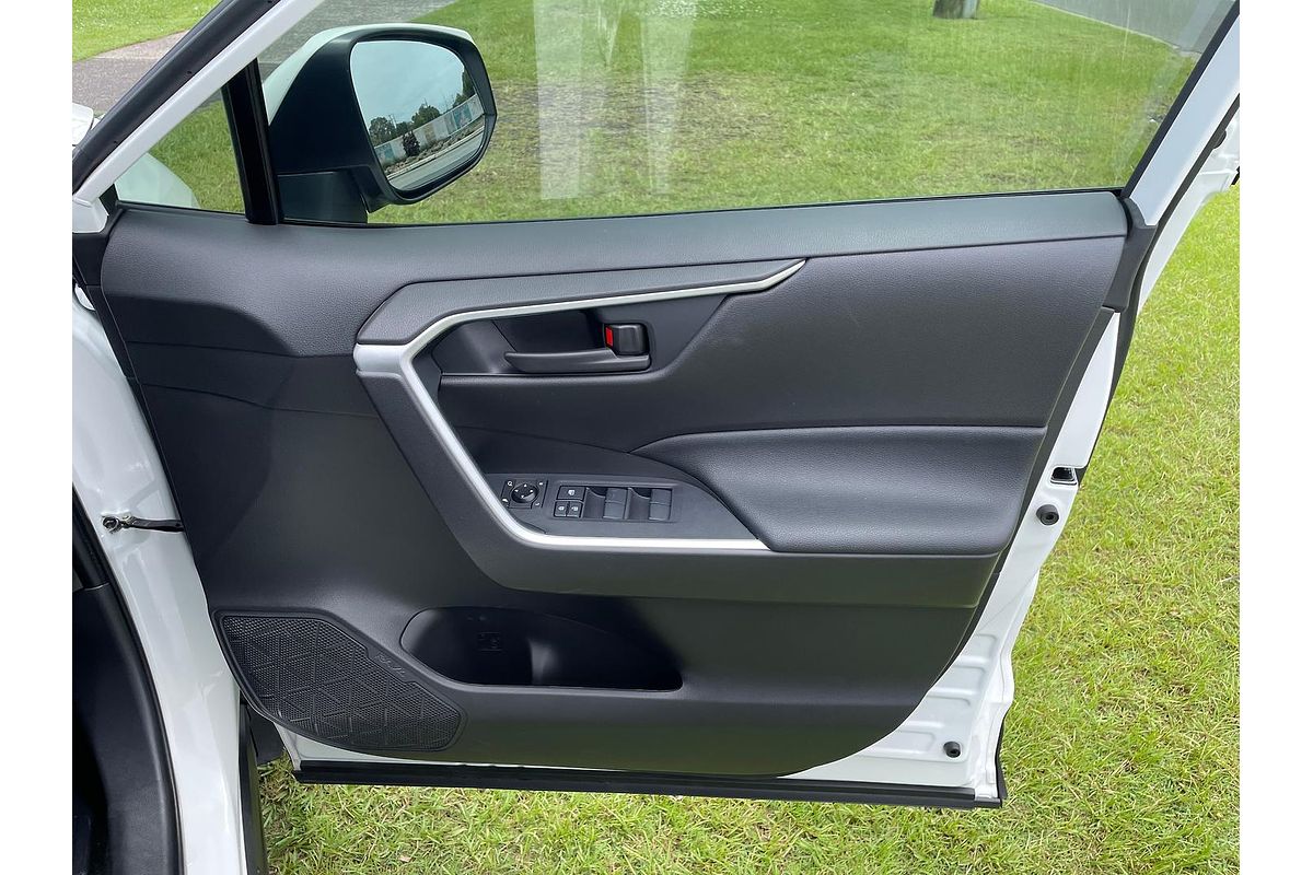 2020 Toyota RAV4 GX AXAH54R