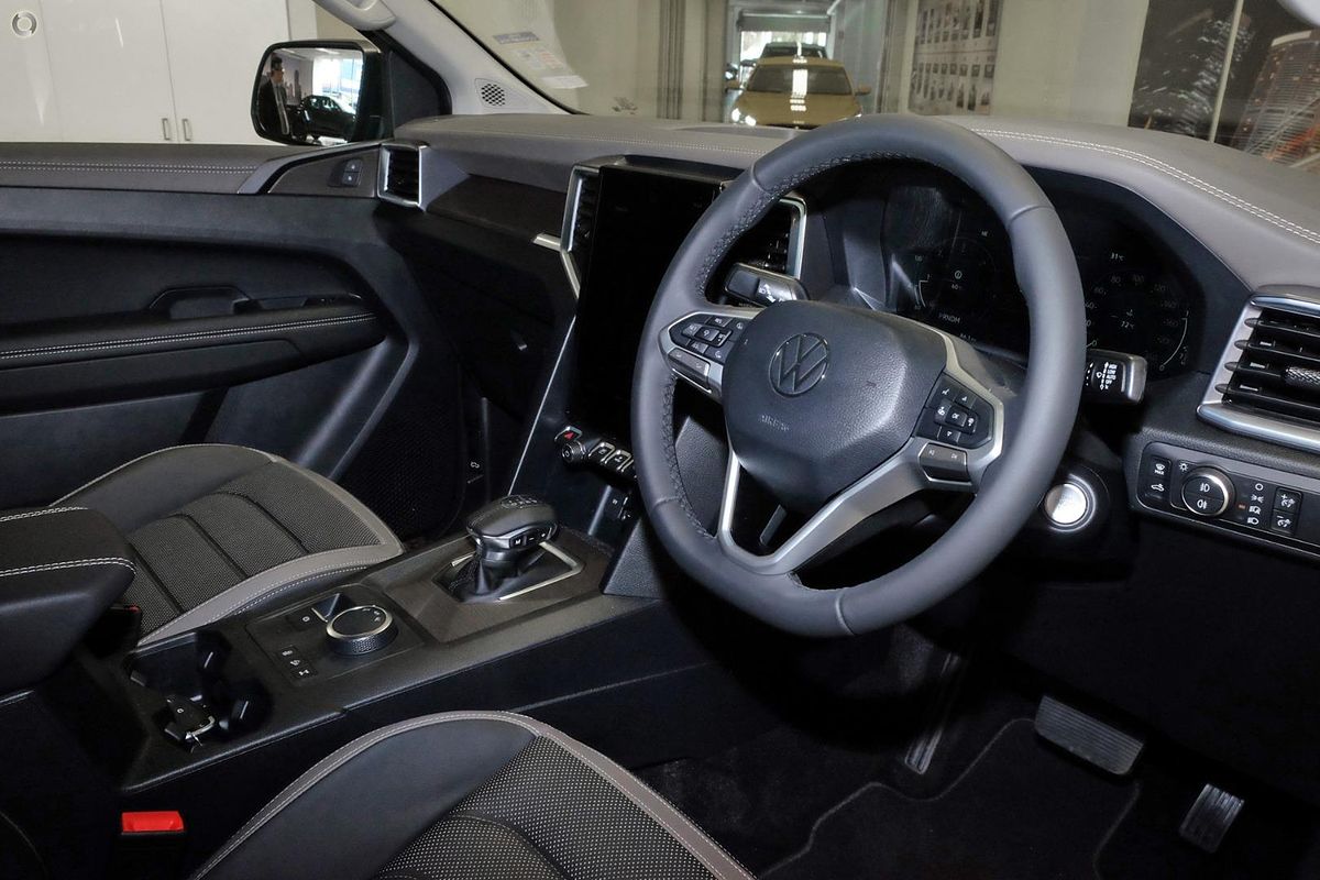 2024 Volkswagen Amarok TDI500 Style NF 4X4
