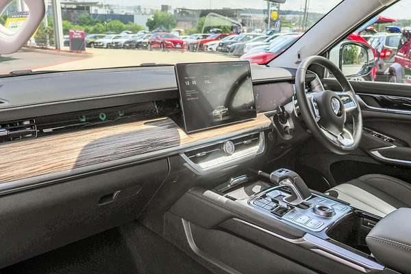 2024 GWM Cannon Alpha Ultra Hybrid P05 4X4