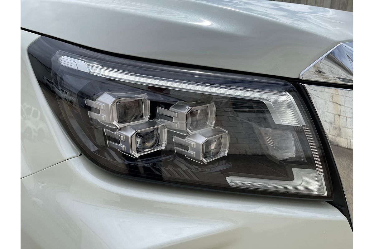 2024 Nissan Navara ST-X D23 4X4
