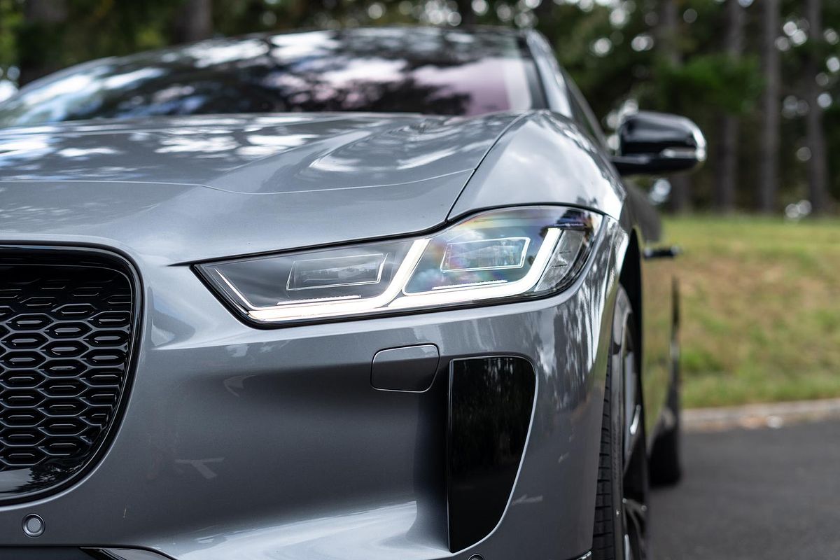 2023 Jaguar I-PACE EV400 HSE X590